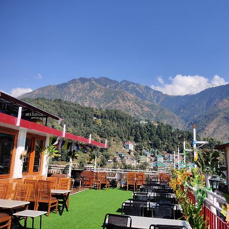 מקלוד גאנג' Hotel Akash - Luxury Hotel In Mcleodganj מראה חיצוני תמונה