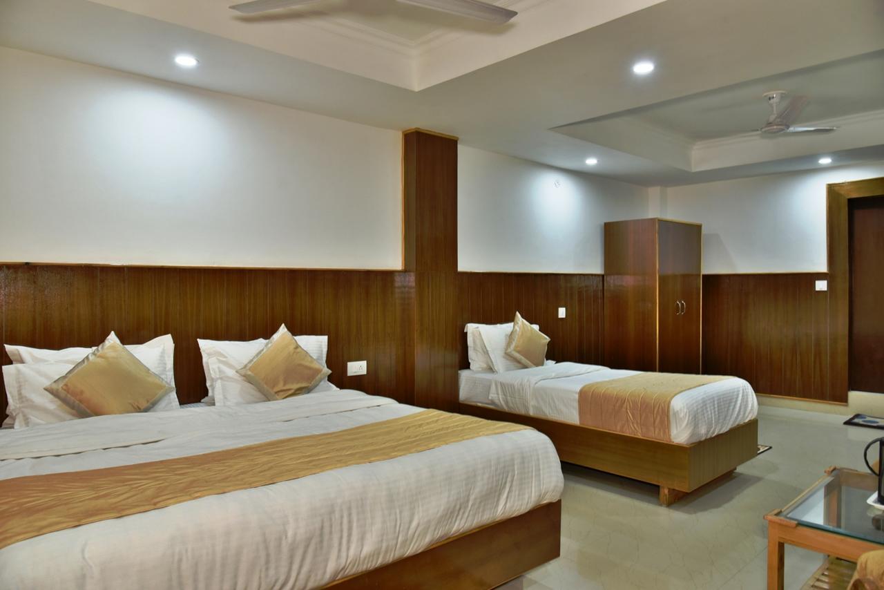 מקלוד גאנג' Hotel Akash - Luxury Hotel In Mcleodganj מראה חיצוני תמונה