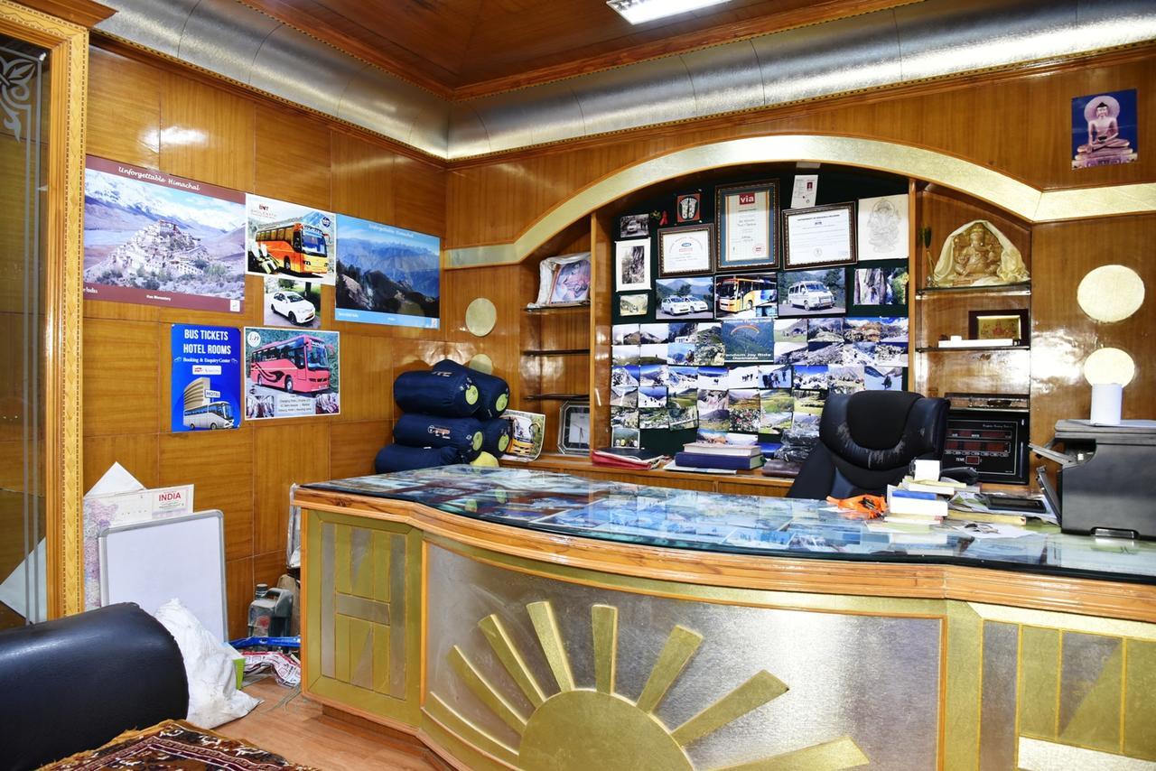 מקלוד גאנג' Hotel Akash - Luxury Hotel In Mcleodganj מראה חיצוני תמונה