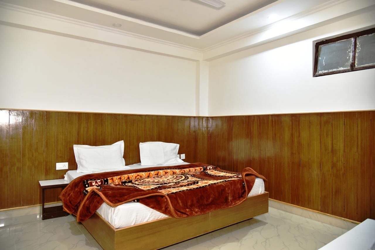 מקלוד גאנג' Hotel Akash - Luxury Hotel In Mcleodganj מראה חיצוני תמונה