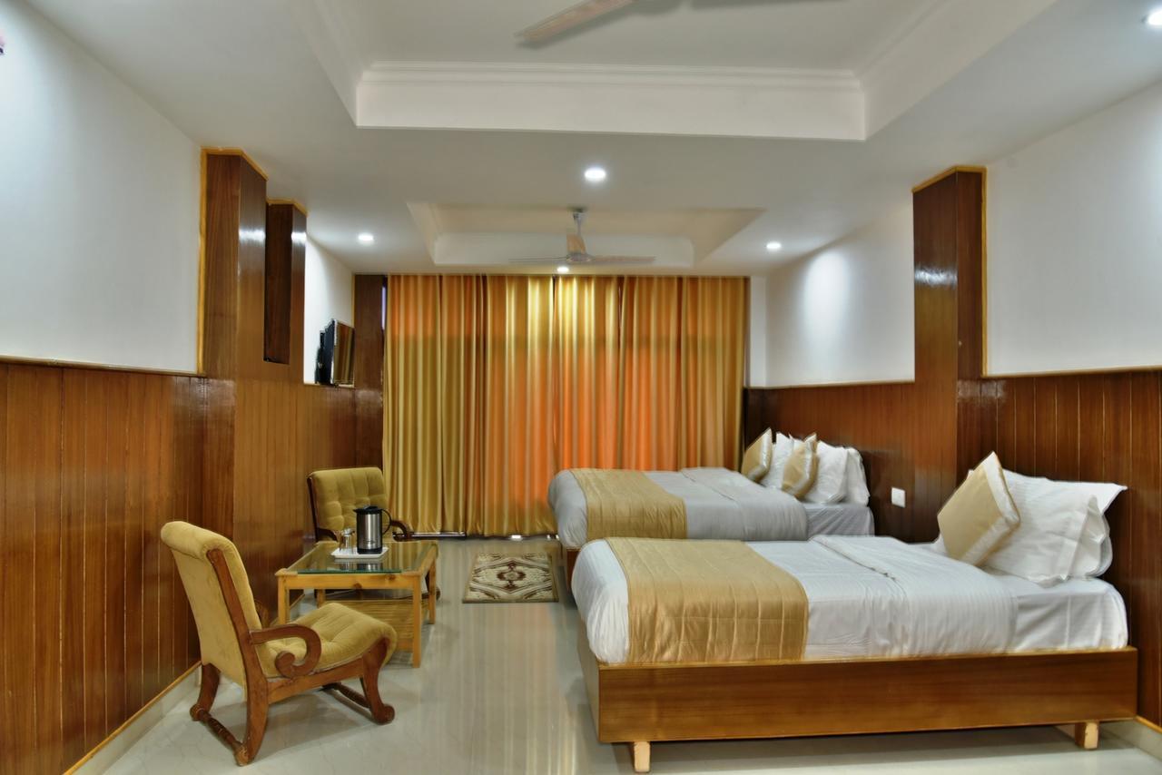 מקלוד גאנג' Hotel Akash - Luxury Hotel In Mcleodganj מראה חיצוני תמונה