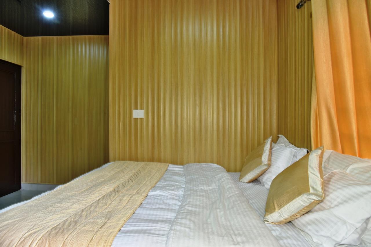 מקלוד גאנג' Hotel Akash - Luxury Hotel In Mcleodganj מראה חיצוני תמונה